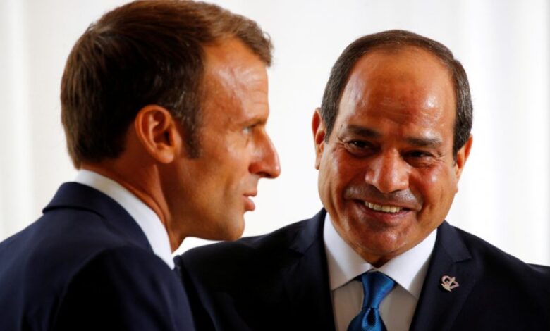 ماكرون: اتفقت مع الرئيس السيسي على أهمية تأمين النقل البحري